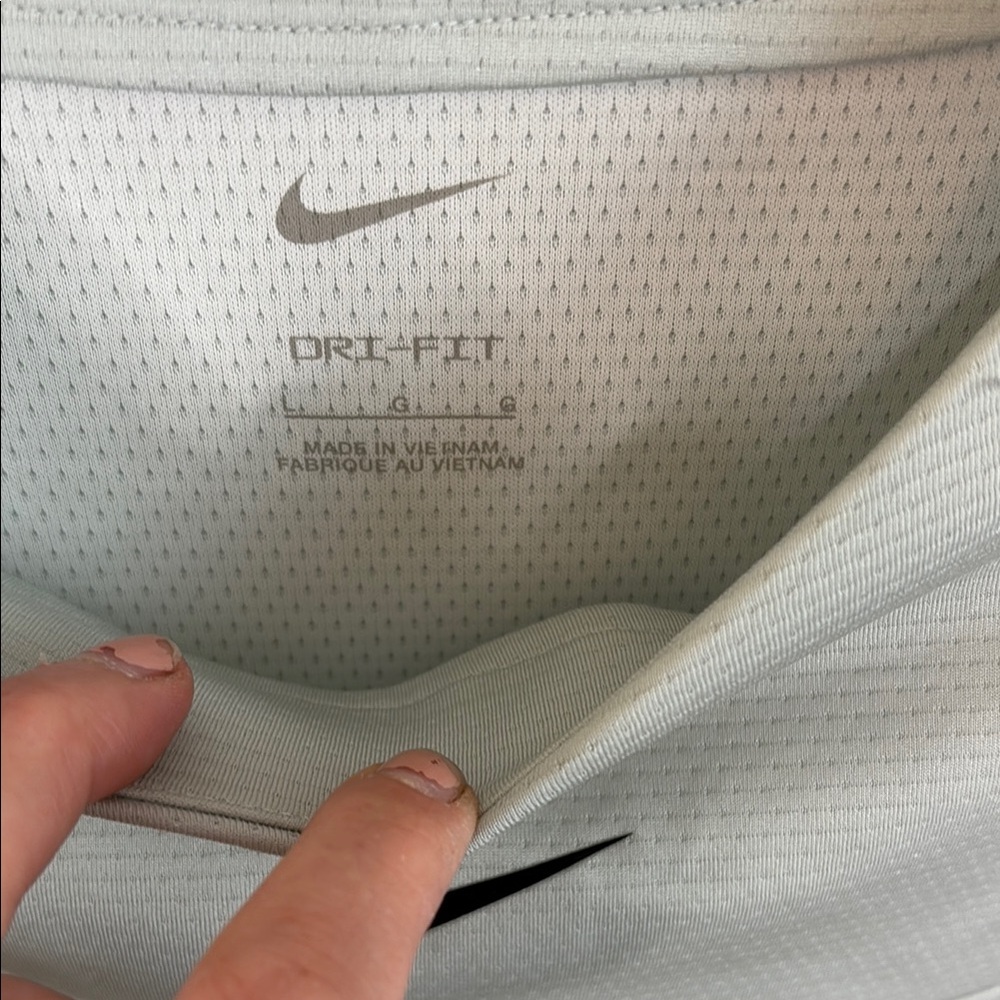 NWT Nike Mint Green Long Sleeve Golf Performance Shirt - Picture 5 of 6